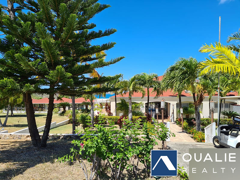 12 of 14 from Oualie Realty