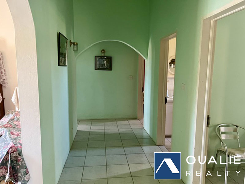 8 of 16 from Oualie Realty